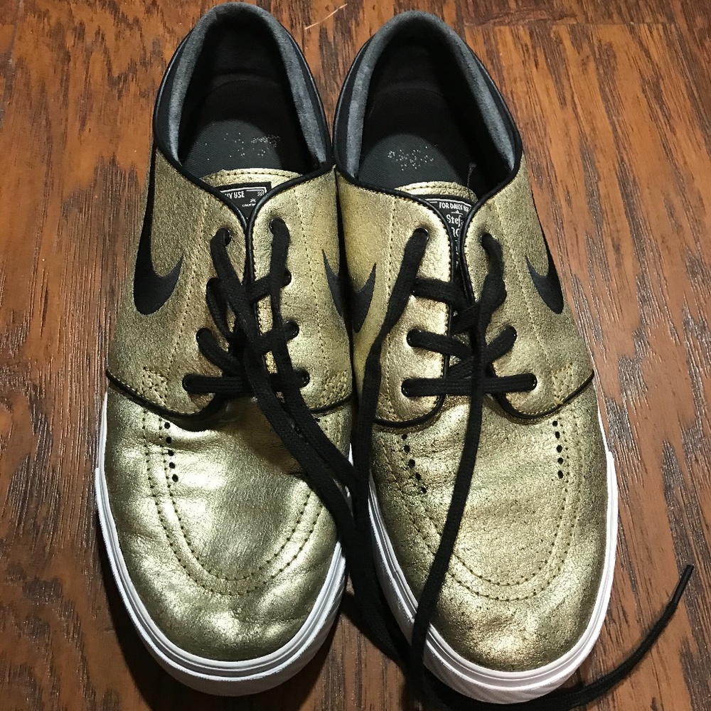 Gold nike sb stefan janowskis